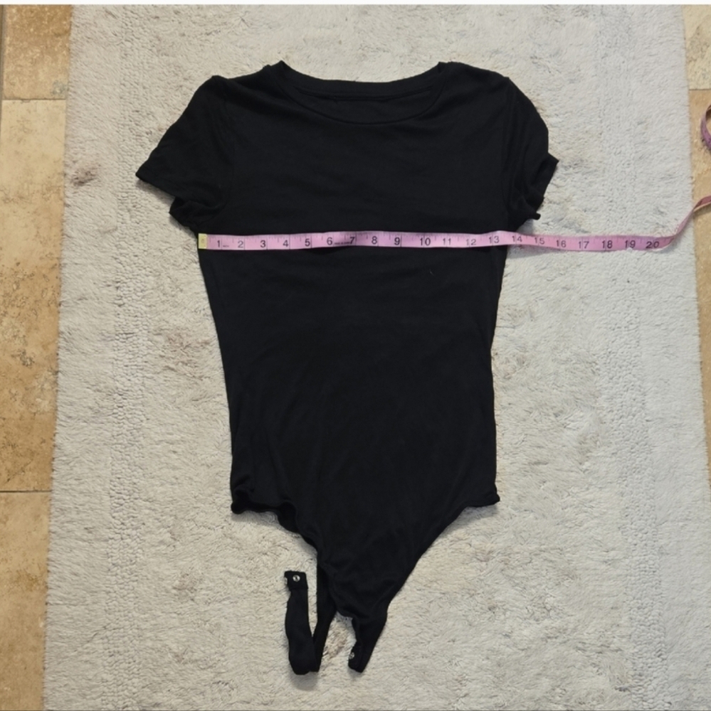 Skims Black Short Sleeve Bodysuit